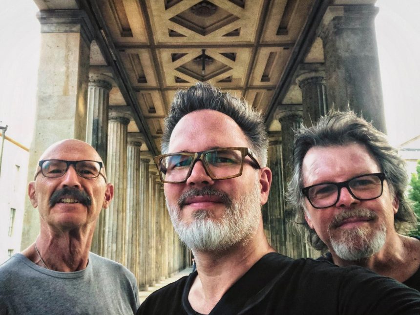 Stick Men en Argentina: Un Viaje Musical de Lennon a King Crimson