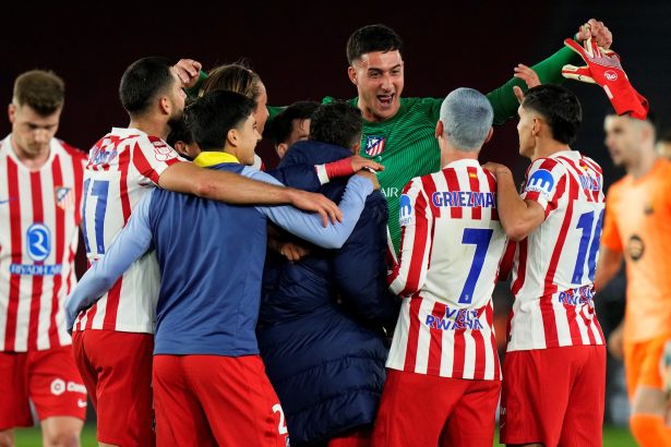 Atlético de Madrid brilla con Musso y avanza a la final de Copa