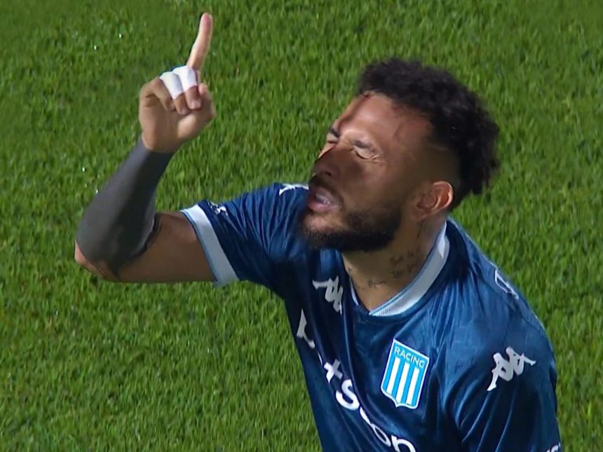 Duván Vergara: El emotivo doblete que conmovió a Gustavo Costas