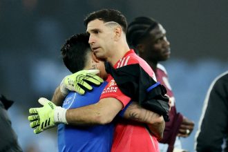 Premier League: Gol anulado al Aston Villa y Chelsea brilla con Enzo