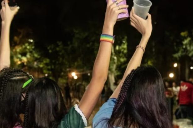 Tragedia en San Juan: Adolescente de 17 años hospitalizada por alcohol