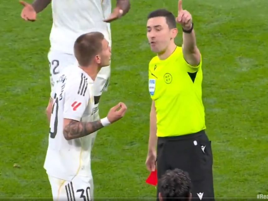 Franco Mastantuono: Dos partidos de suspensión por menosprecio al árbitro