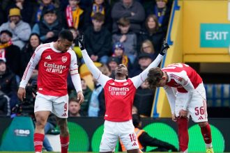 FA Cup: Arsenal avanza tras un duro duelo con Mansfield Town