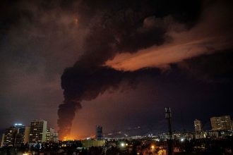 Impacto del Conflicto en Irán: Petróleo a Más de 100 Dólares y Trump Actúa