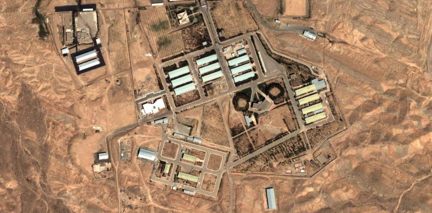 Israel Ataca Instalación Nuclear en Irán y Amenaza a El Líbano