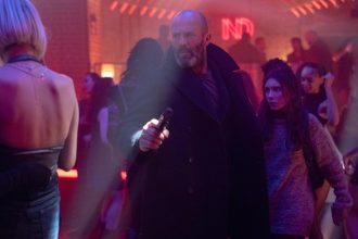 Jason Statham brilla en ‘El guardián’: acción y ternura a la vez