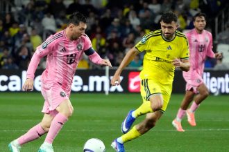 Messi cerca del gol 900: El arquero de Nashville lo impide en Concachampions