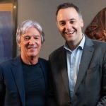 TV Pública evalúa rescindir contratos de amigo de Adorni tras viaje