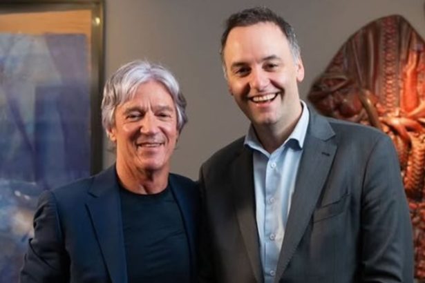 TV Pública evalúa rescindir contratos de amigo de Adorni tras viaje