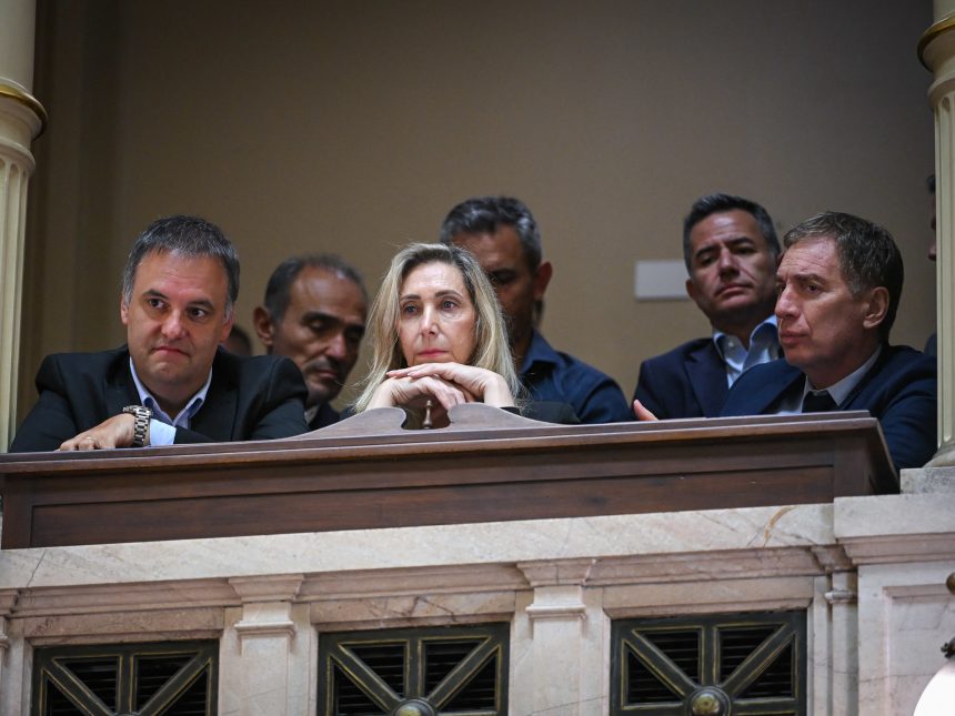 Karina en la mira: ¿Podrá desplazar a Santiago Caputo del poder?