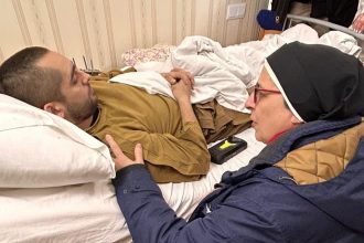 Conoce a la monja influencer que se volvió heroína en Ucrania