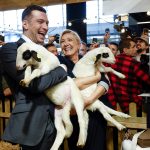 Francia en Crisis: El Centro se Desmorona y Crecen los Extremos