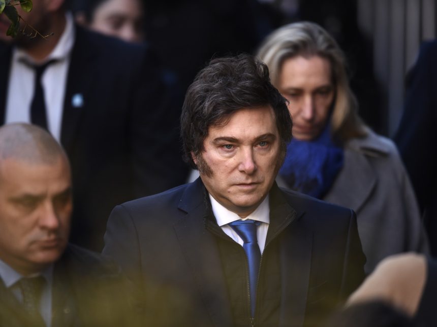 Javier Milei en Vivo: Acto por los 34 Años del Atentado a la Embajada