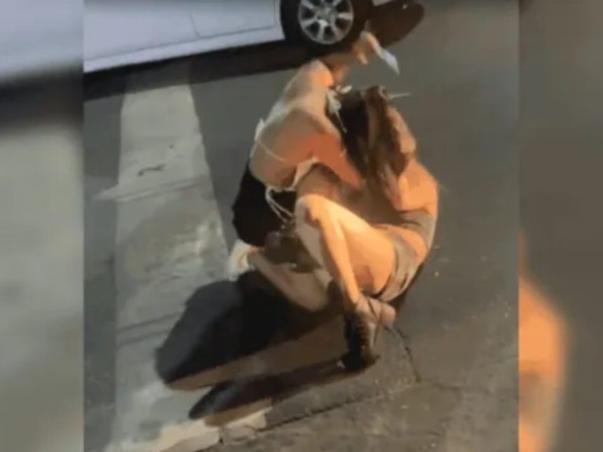 Impactante: Joven apuñalada en la cara con tijera tras salir de boliche