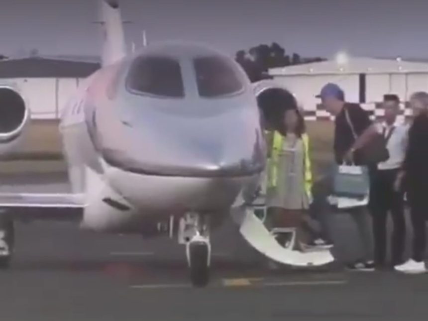 Revelan que gremialista grabó a Manuel Adorni antes de su vuelo