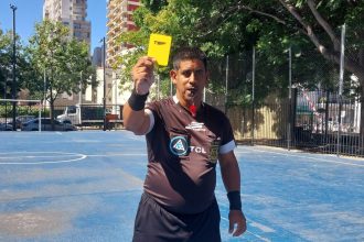 Descubre al ‘árbitro de Villa Urquiza’: su viralidad y gran sueño