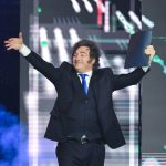 Javier Milei Regresa a Argentina: Revelaciones del Escándalo $LIBRA