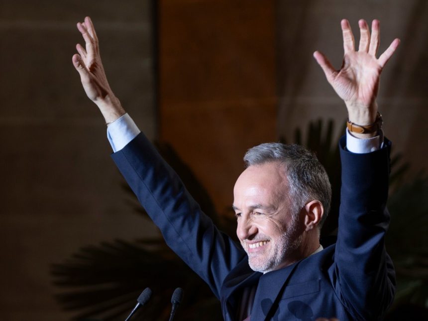 Emmanuel Grégoire: El nuevo alcalde de París y su lucha contra la ultraderecha