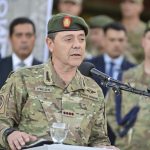 Presti en el Pentágono: Negocia helicópteros, pero sin apoyo militar