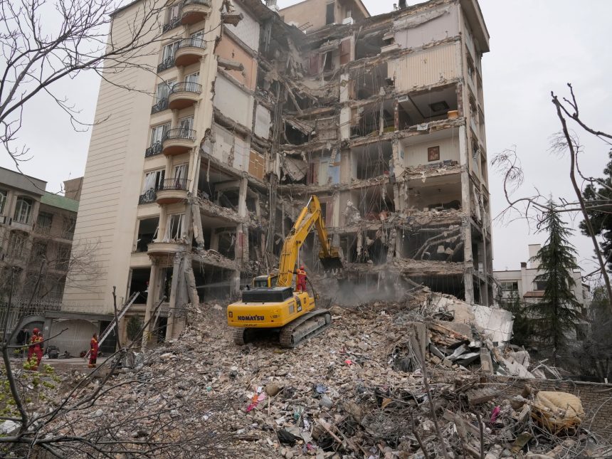 Irán revela que EE.UU. solicitó diálogo, pero aún no hay avances