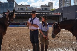 Un psicólogo y su hija de 13 años: finalistas en paleteadas camperas