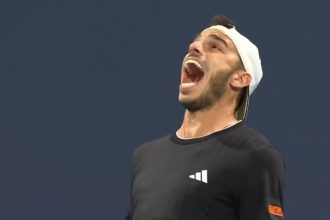 Fran Cerúndolo brilla y avanza a cuartos en el Masters 1000 de Miami