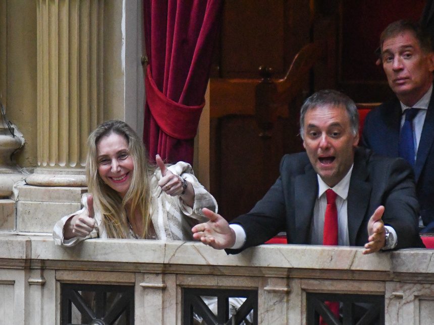 Manuel Adorni esquiva a Villarruel: presión opositora en Diputados