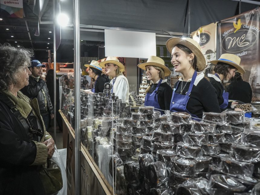 Caminos y Sabores: 20 Años de Éxitos y Nueva Sede Inaugurada