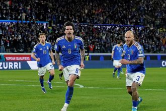 Italia brilla ante Irlanda del Norte y se acerca al Mundial