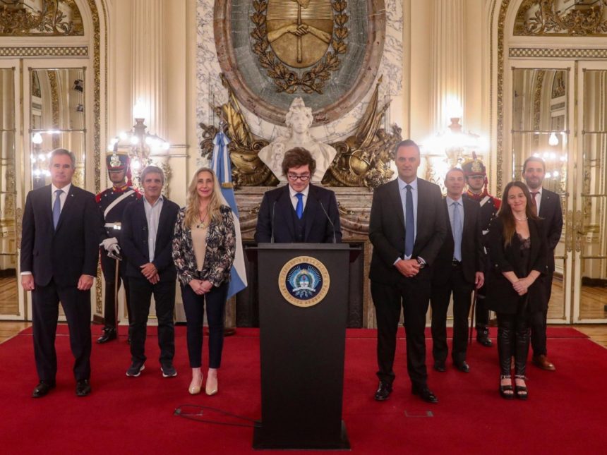 De la Aventura Kirchnerista a la Victoria de Milei: Discurso Clave