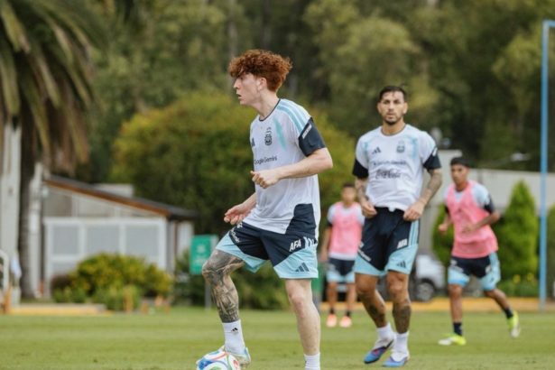 Scaloni prueba a nuevos talentos: triunfo de la Selección en Ezeiza