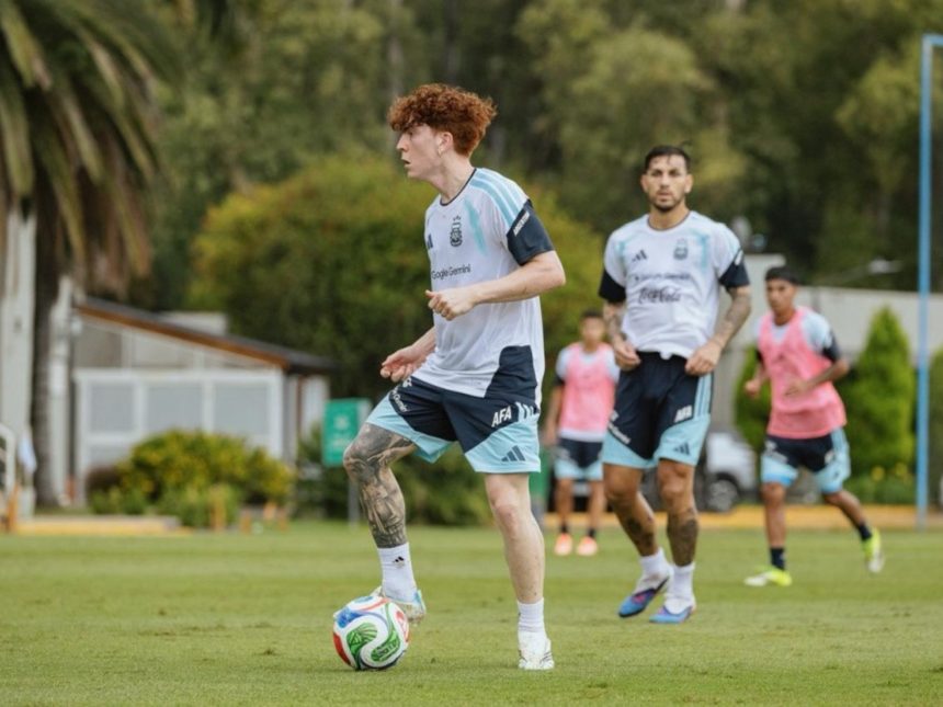 Scaloni prueba a nuevos talentos: triunfo de la Selección en Ezeiza