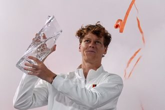 Jannik Sinner: Primer Hombre en Ganar el Sunshine Double sin Sets Perdidos