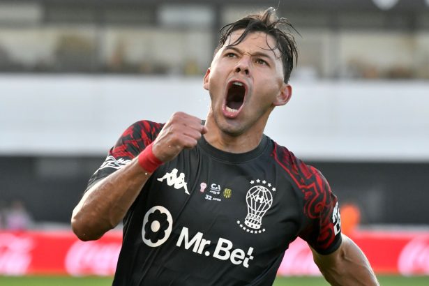 Huracán avanza a 16vos de Copa Argentina con dos golazos impactantes