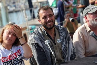 Detienen a Thiago Ávila, activista por Gaza, en Aeroparque