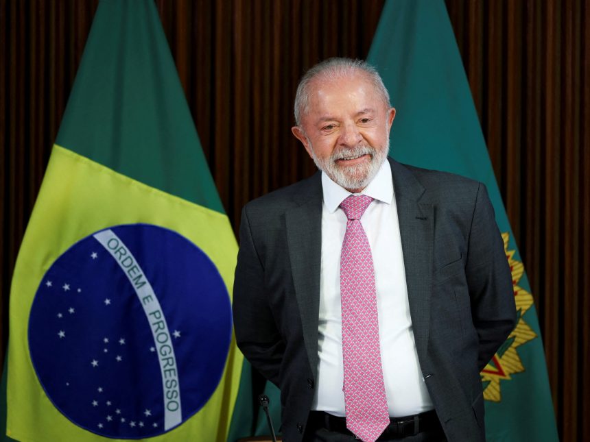 Lula da Silva elige a su vice y reestructura gabinete para octubre