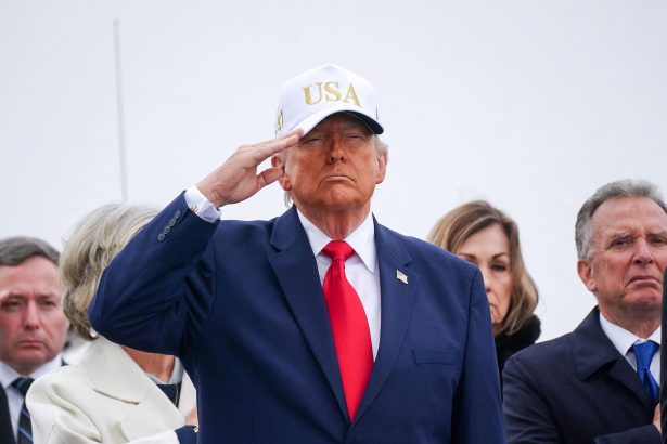 Trump Encuentra una Estrategia para Salir de la Guerra