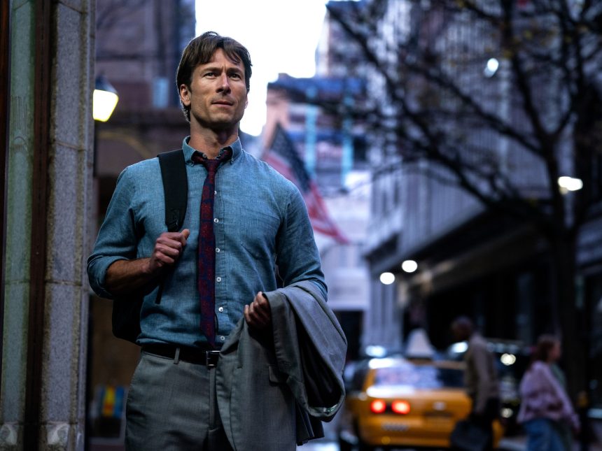 Jugada Maestra: El Combo Maldito de Codicia, Venganza y Glen Powell