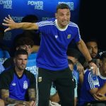 Scaloni destaca la reacción de Argentina ante Zambia y Messi llora a Italia