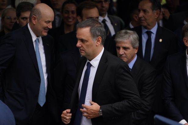 El Gabinete se Reúne el Lunes: Apoyo Firme a Manuel Adorni