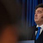 Milei Reinventa su Estrategia: Nuevas Tácticas para Defender su Gobierno