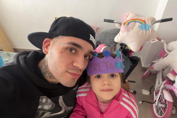 El dúo rapero padre e hija que arrasa en redes y calles de España