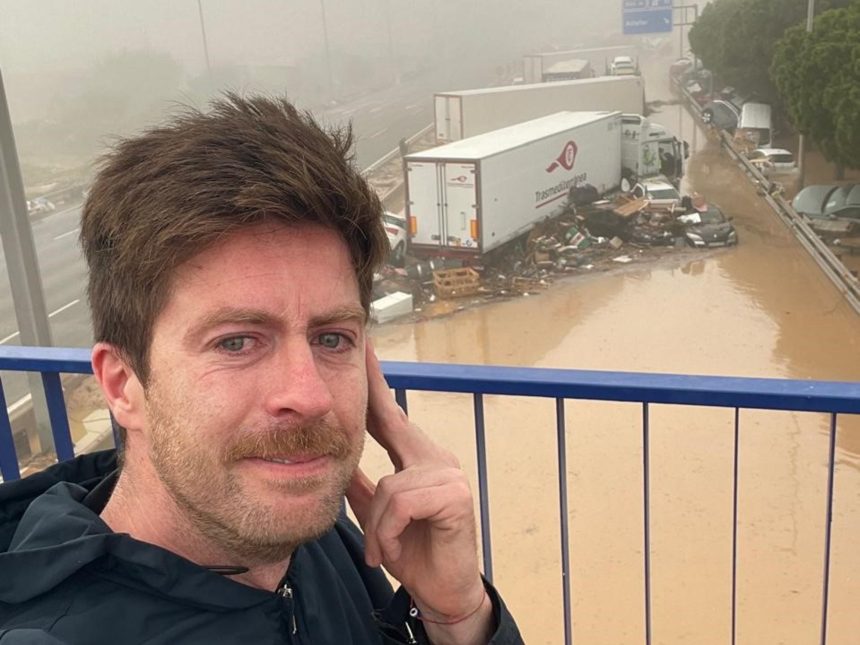 Valencia: Entre la Devastación y la Esperanza en Mundos Íntimos