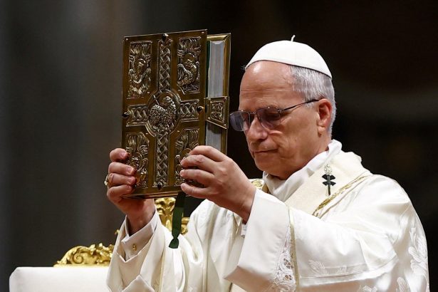 Papa León XIV en Pascua: ¡No dejemos que la guerra nos paralice!