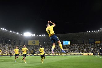 Cristiano Ronaldo regresa, anota doblete y se acerca a los 1000 goles