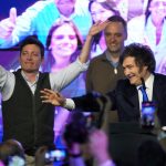 Santiago Caputo: Estrategia clave en la campaña rusa contra el Presidente