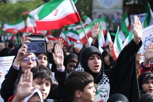 Irán celebra la tregua con EE. UU. como victoria histórica y advierte a Trump