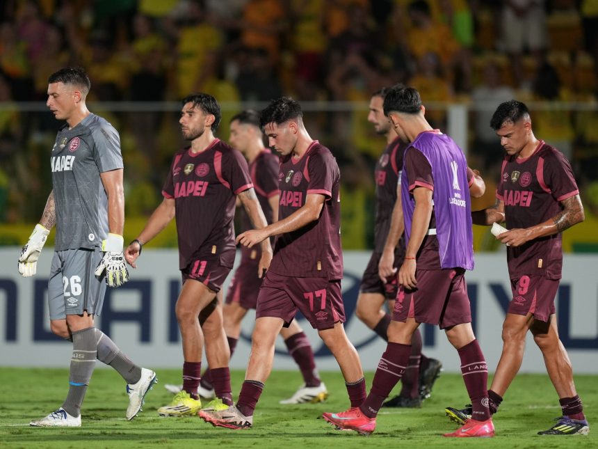 Lanús cae ante Mirassol en su debut: se prepara para el clásico