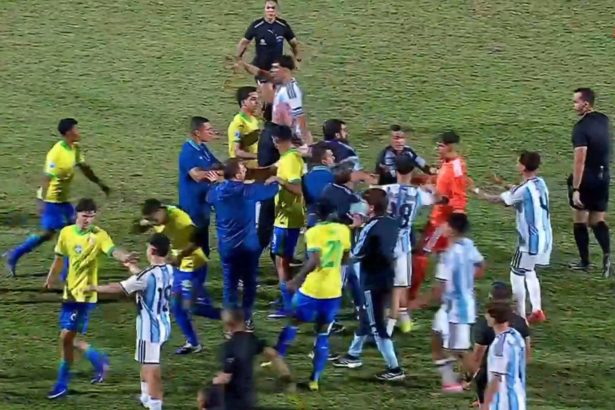 Argentina cae ante Brasil en el Sudamericano Sub 17: ¡Tensión y racismo!