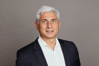 Argentino lidera innovadora empresa en EE.UU. para curar el Parkinson